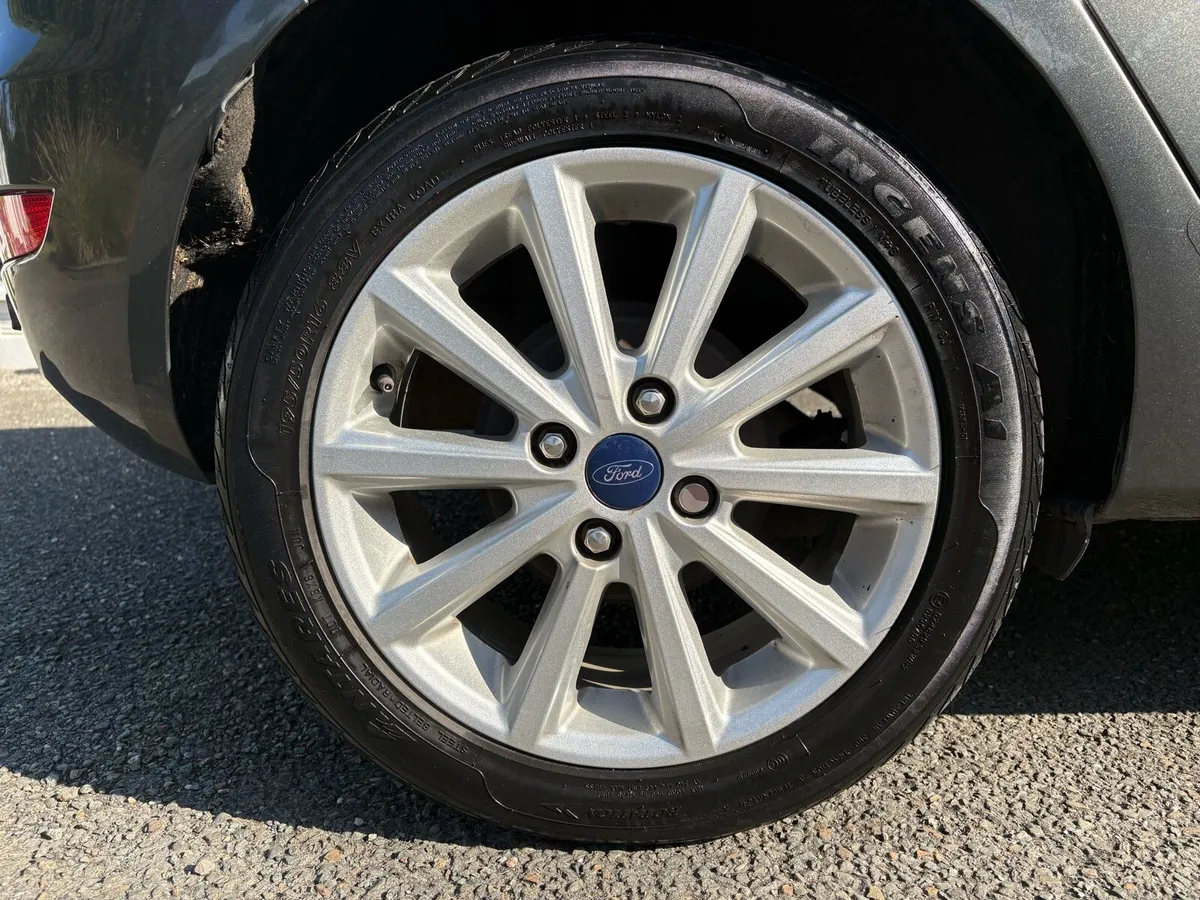 Ford Fiesta Grey 2016 - Image 4