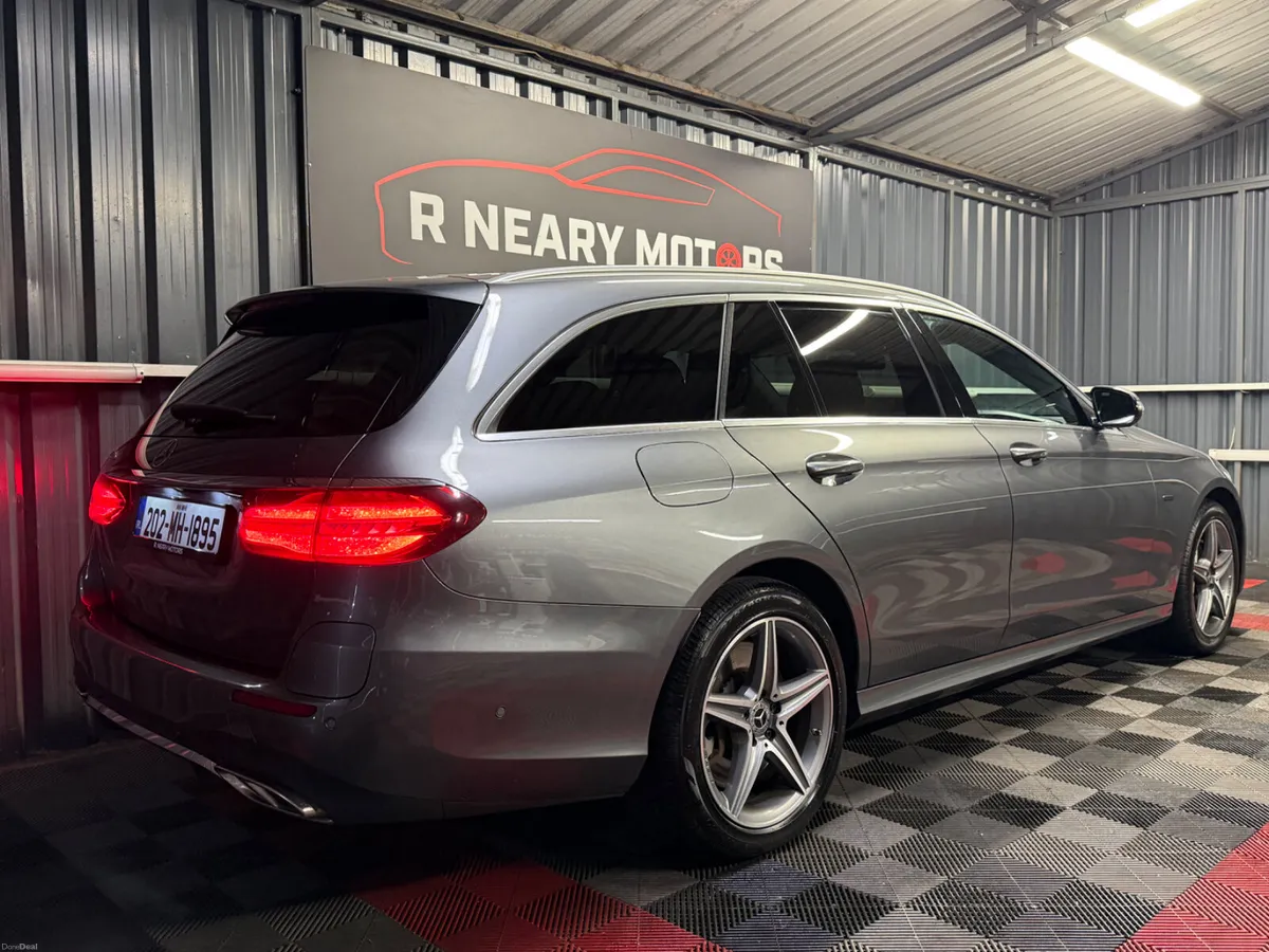 202 Mercedes-Benz E-Class E300de Avant AMG - Image 5
