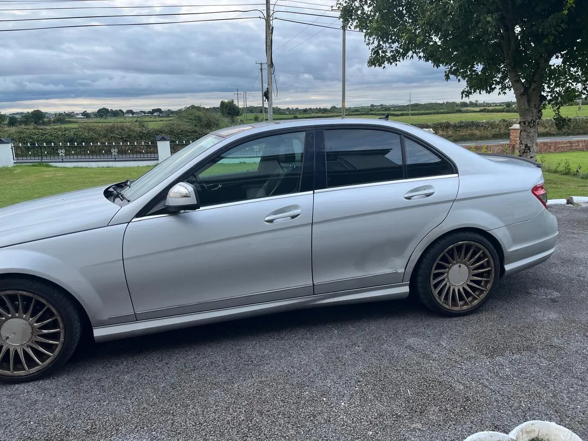 2008 Mercedes C220 - Image 5