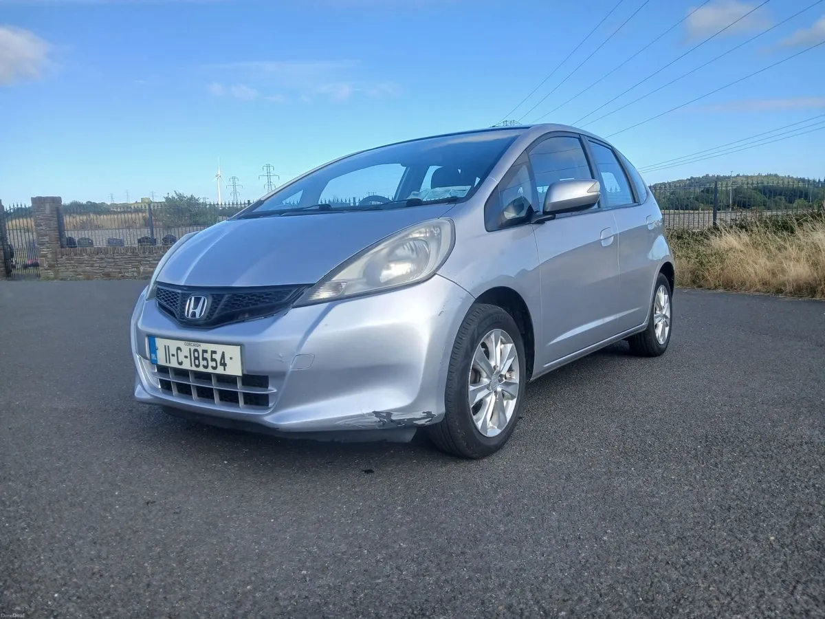 Automatic Honda Jazz 2011 nct+tax - Image 5