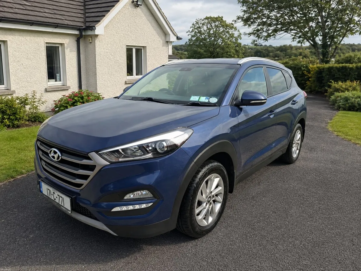 2017 Hyundai Tuscon Executive Model - Image 1