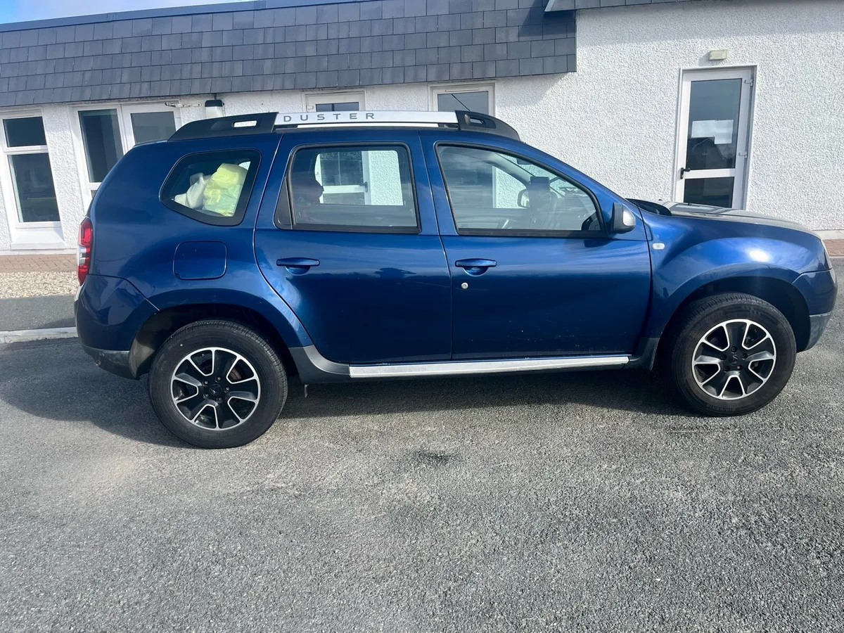 Car - Image 3