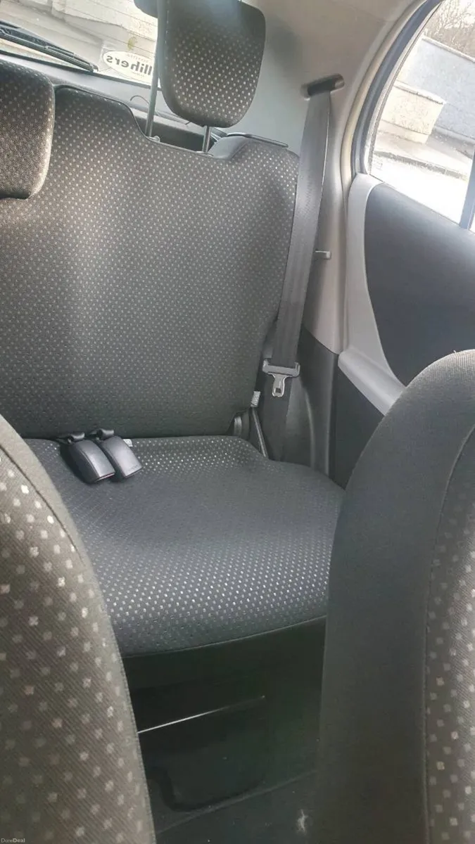 Toyota yaris 1.0 sport - Image 6
