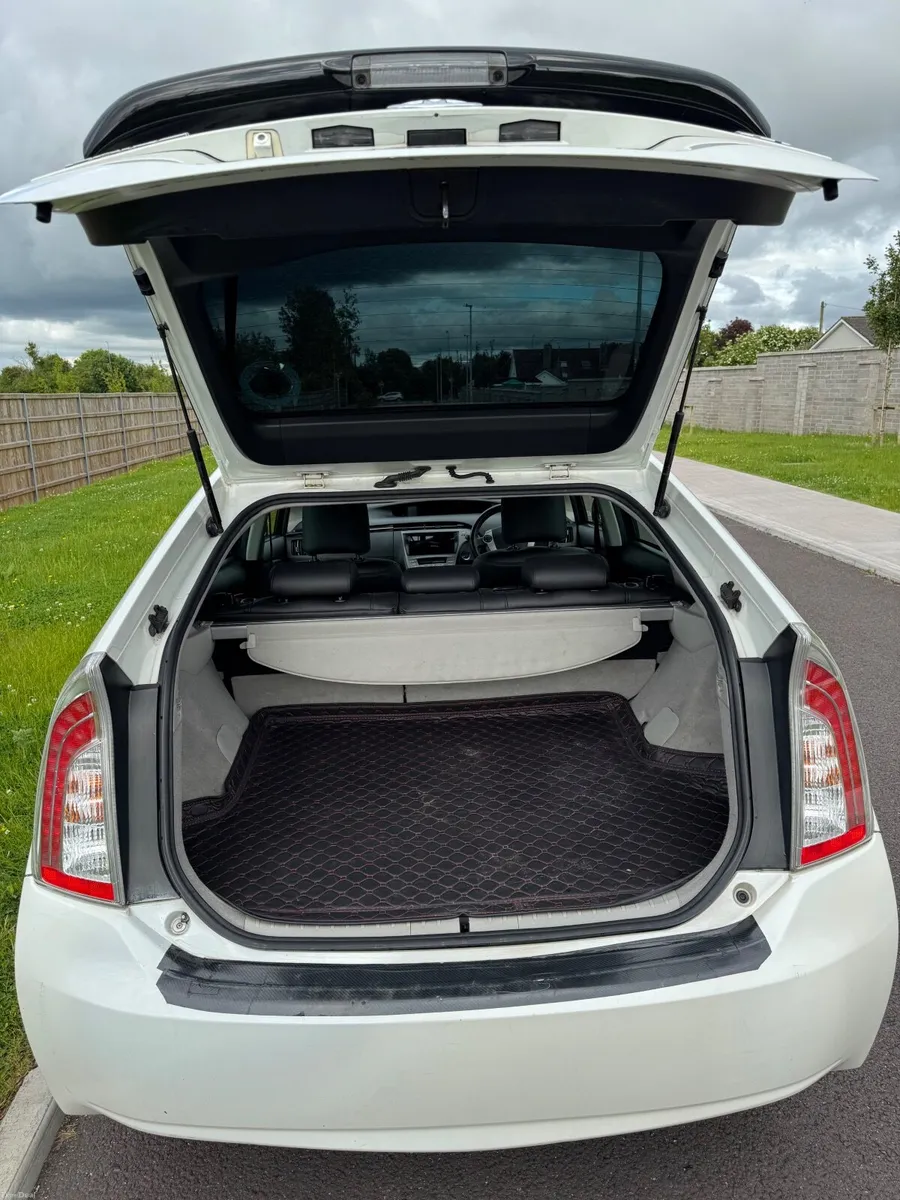 Toyota Prius 2014 - Image 6