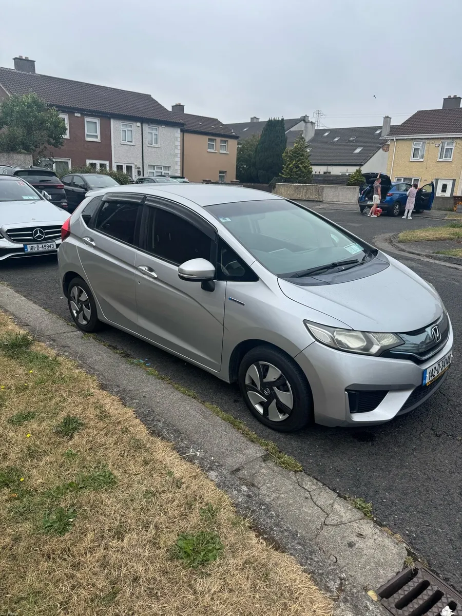 2014 Honda Fit Hatchback Petrol Hybrid Silver - Image 2