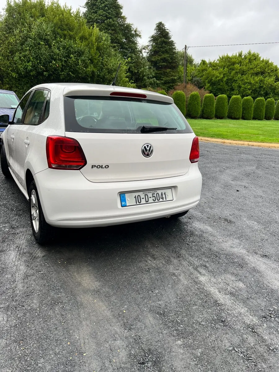 Volkswagen Polo 2010 - Image 2