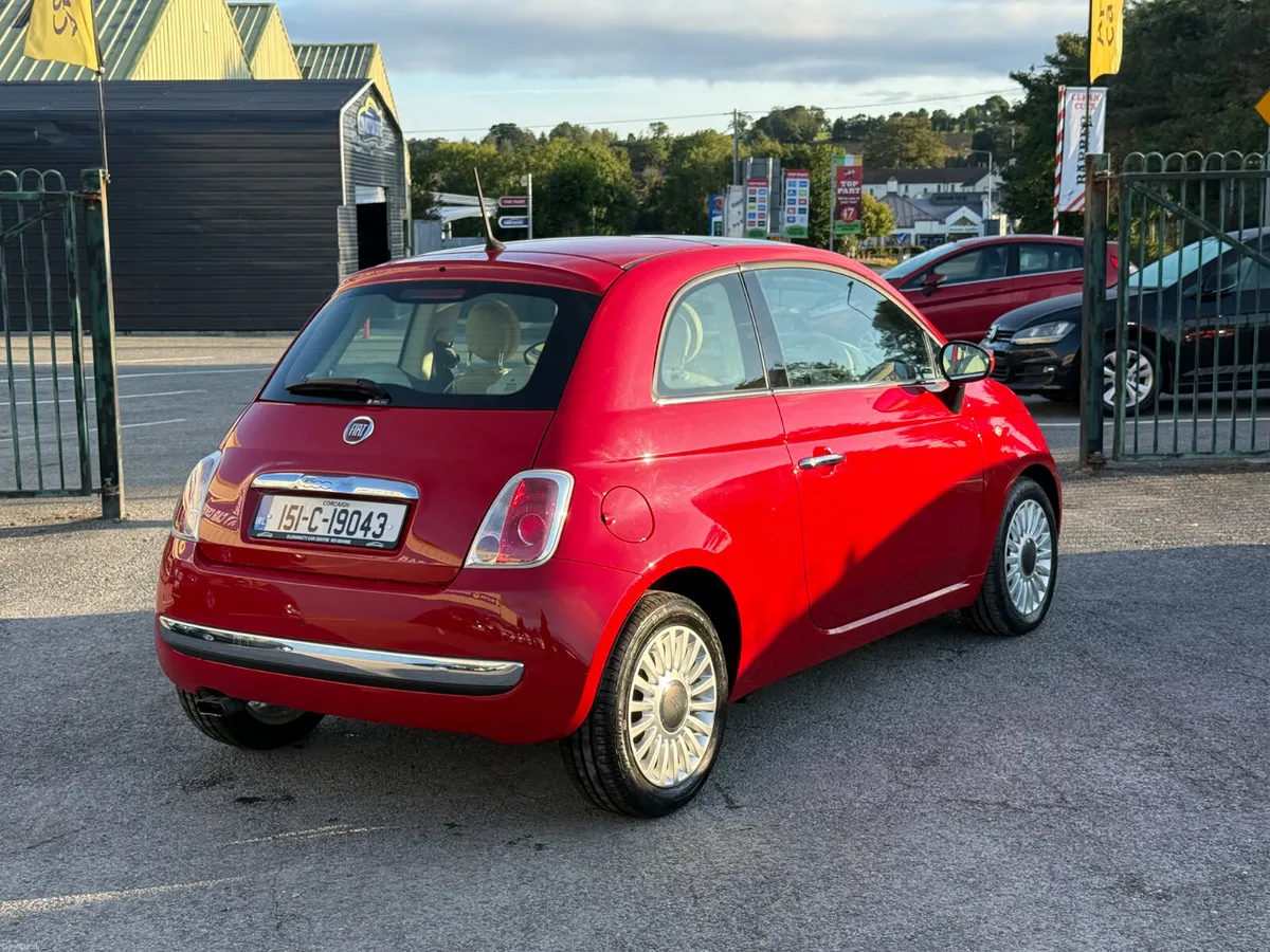 Immaculate Fiat 500 Lounge 900cc Auto - Image 6
