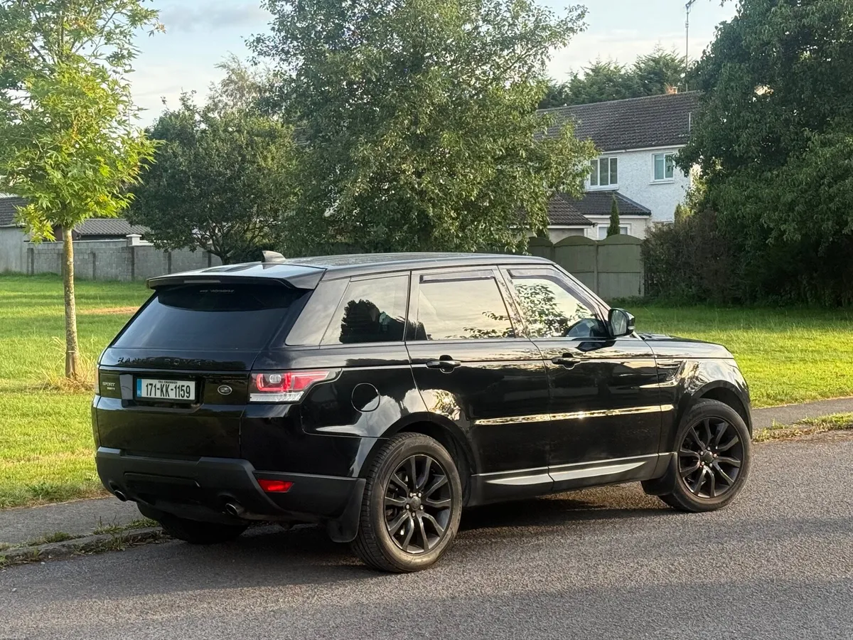 2017 Land Rover Range Rover Sport 3.0 HSE - Image 3