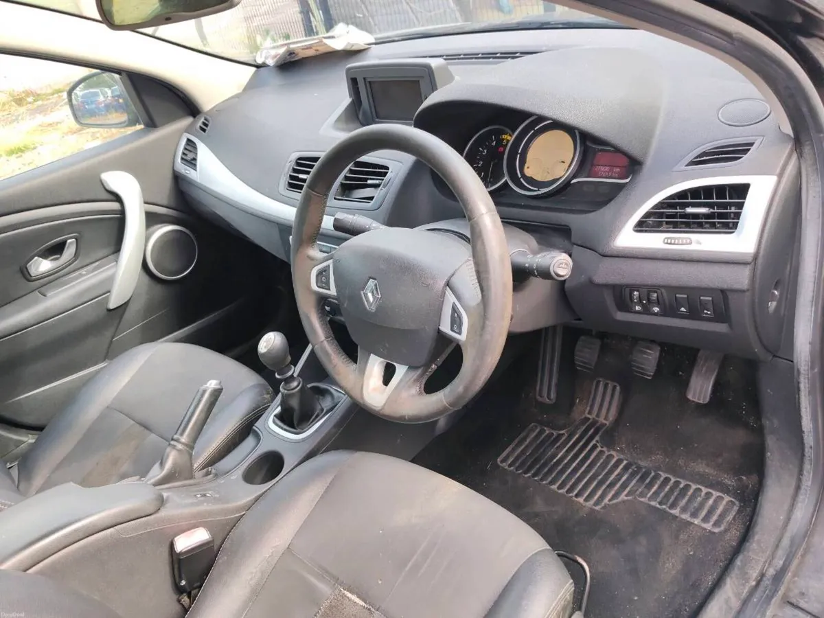 Renoult fluence 2011 - Image 5