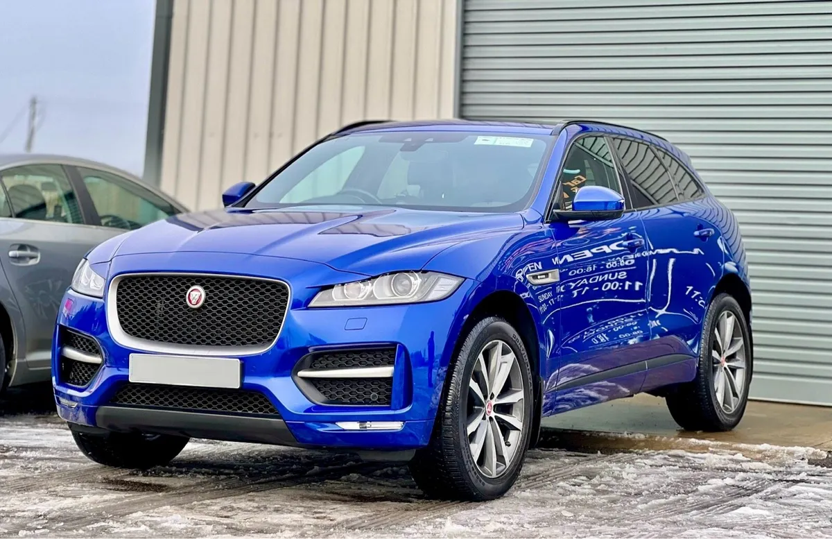 Jaguar F-Pace 2018 2.0D (240) R-Sport 5dr Auto AWD - Image 2