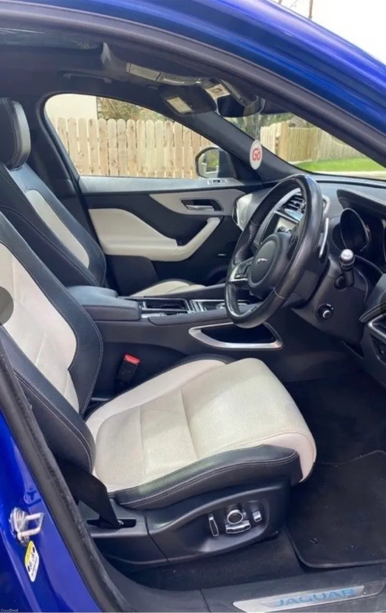 Jaguar F-Pace 2018 2.0D (240) R-Sport 5dr Auto AWD - Image 6