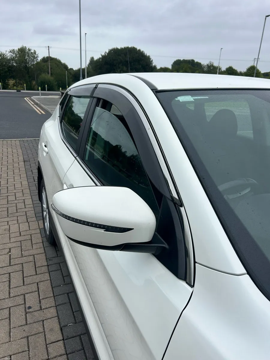 Nissan QASHQAI - Image 4