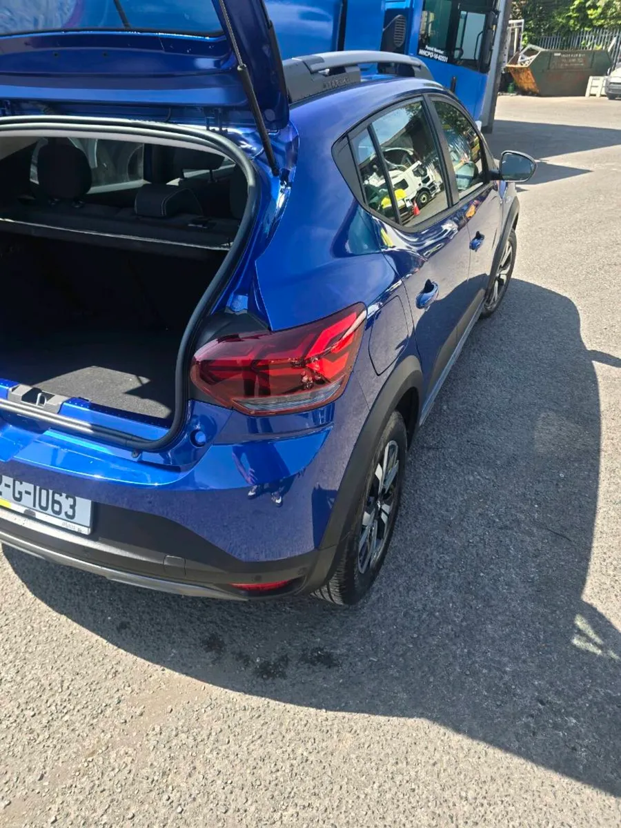 Dacia - Image 3