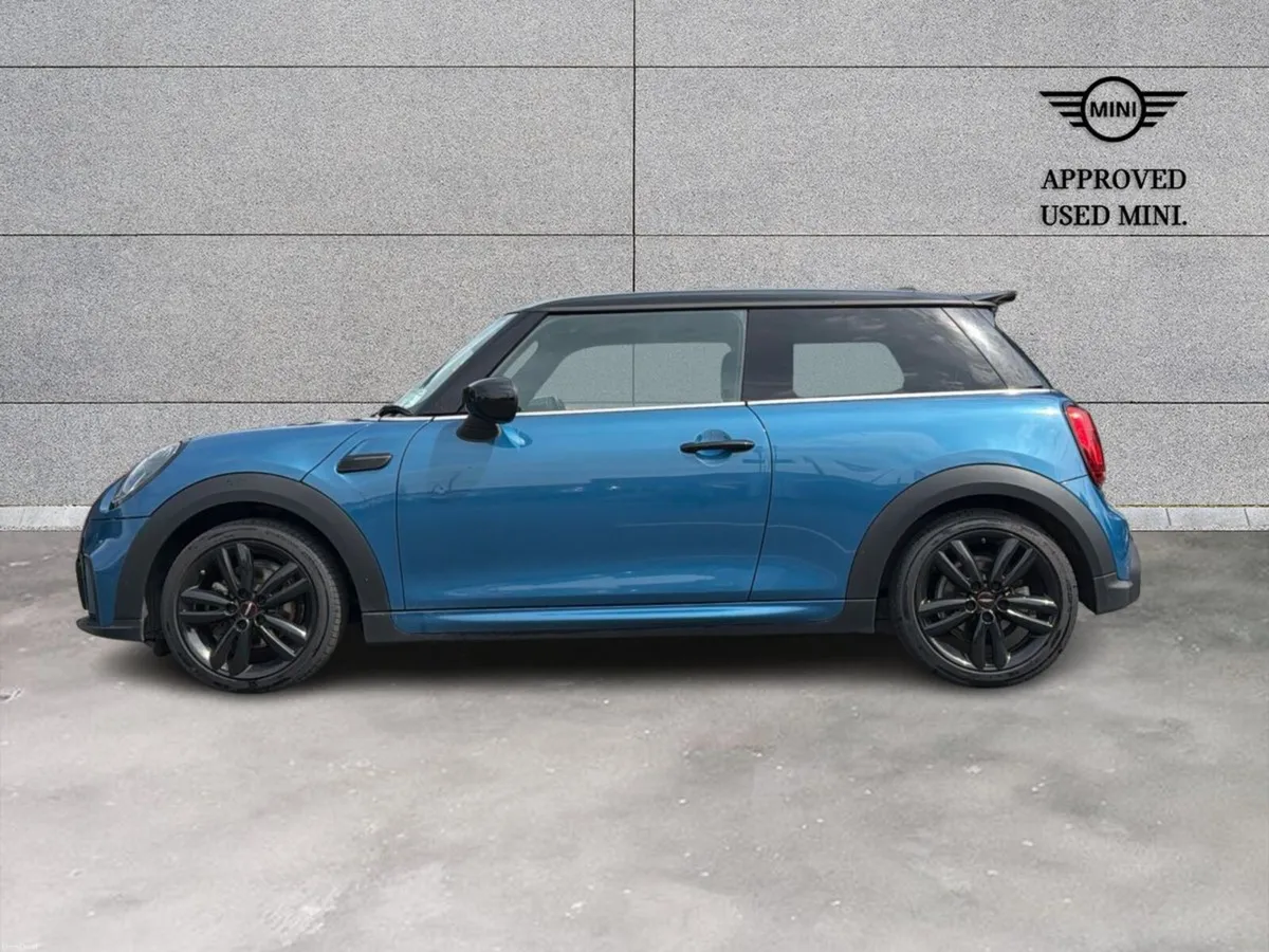 Mini Cooper 3-Door Cooper Sport - Image 3