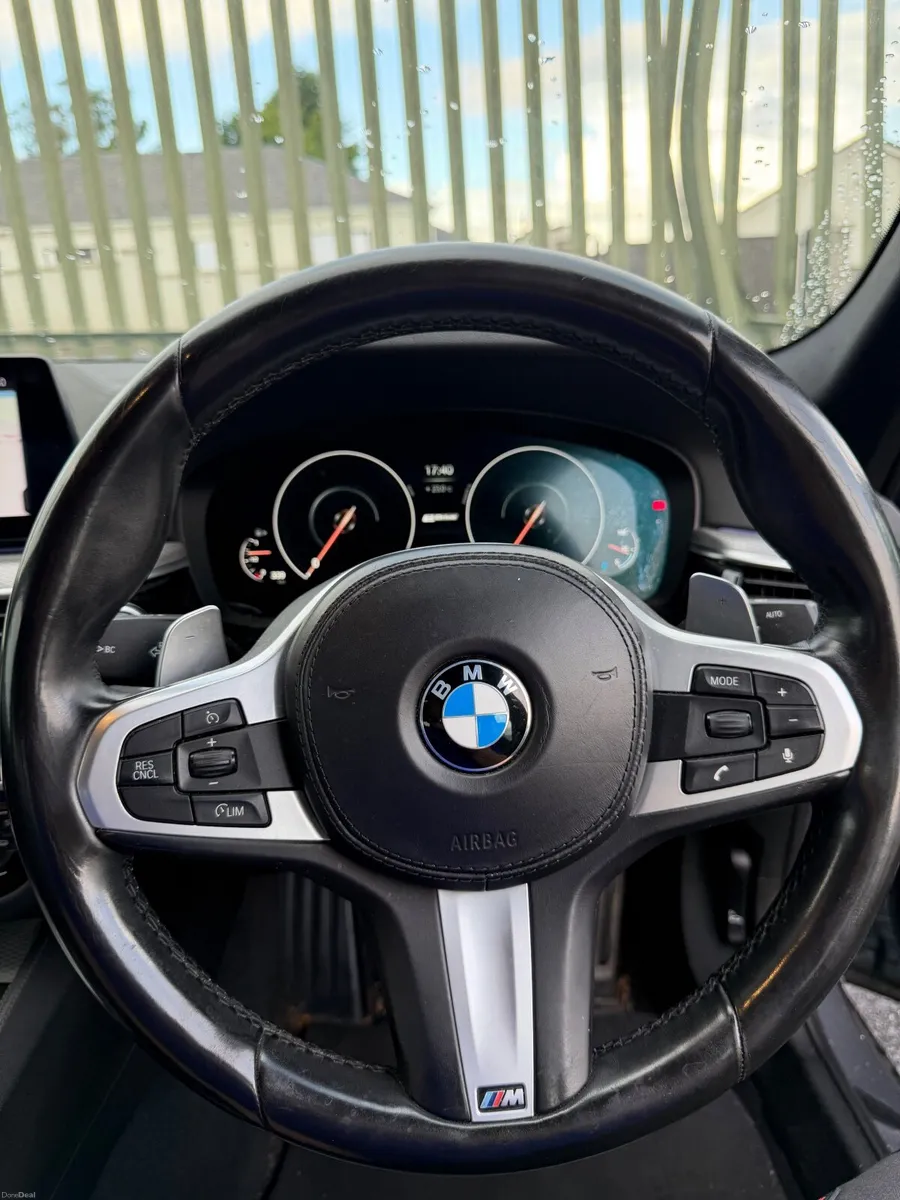 BMW 5-Series 2019 - Image 1