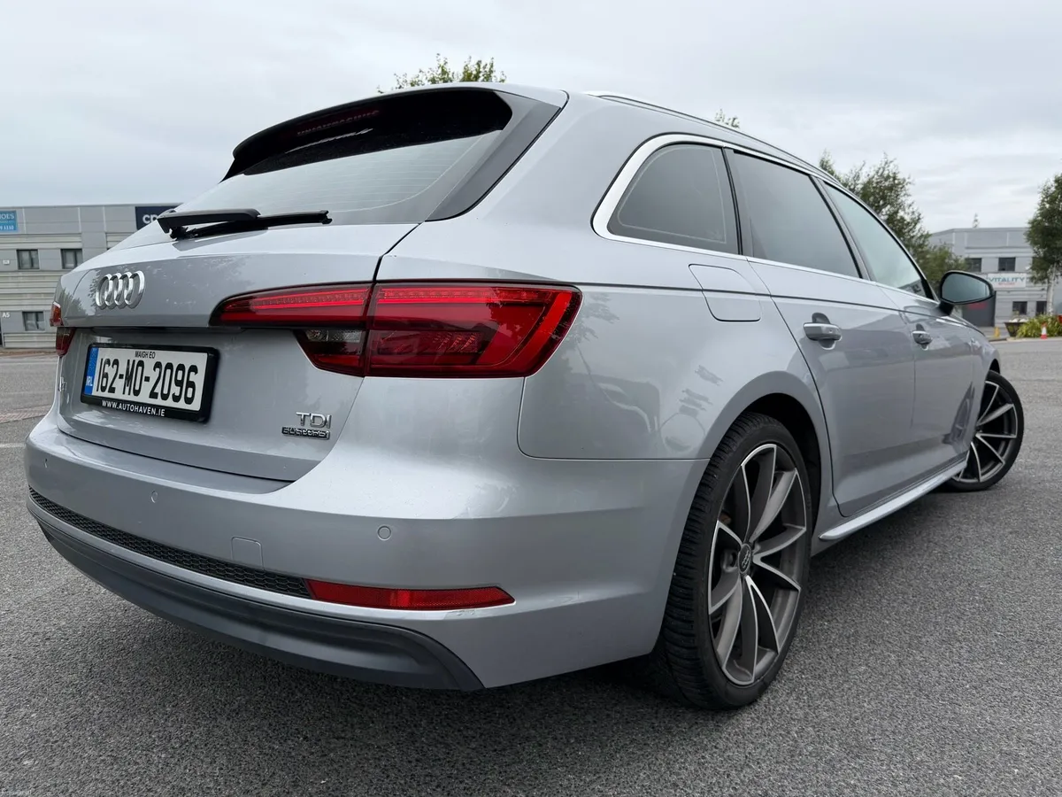 AUDI A4 QUATRO ESTATE  S-LINE 190BHP - Image 6