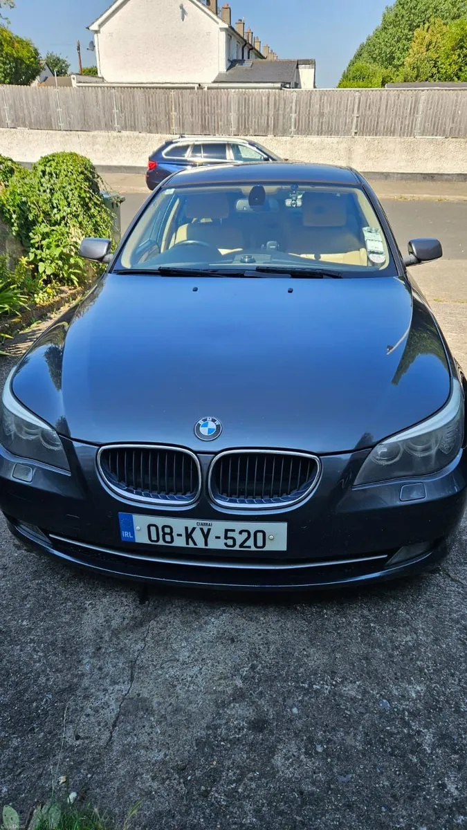 BMW 5-Series 2008 - Image 2