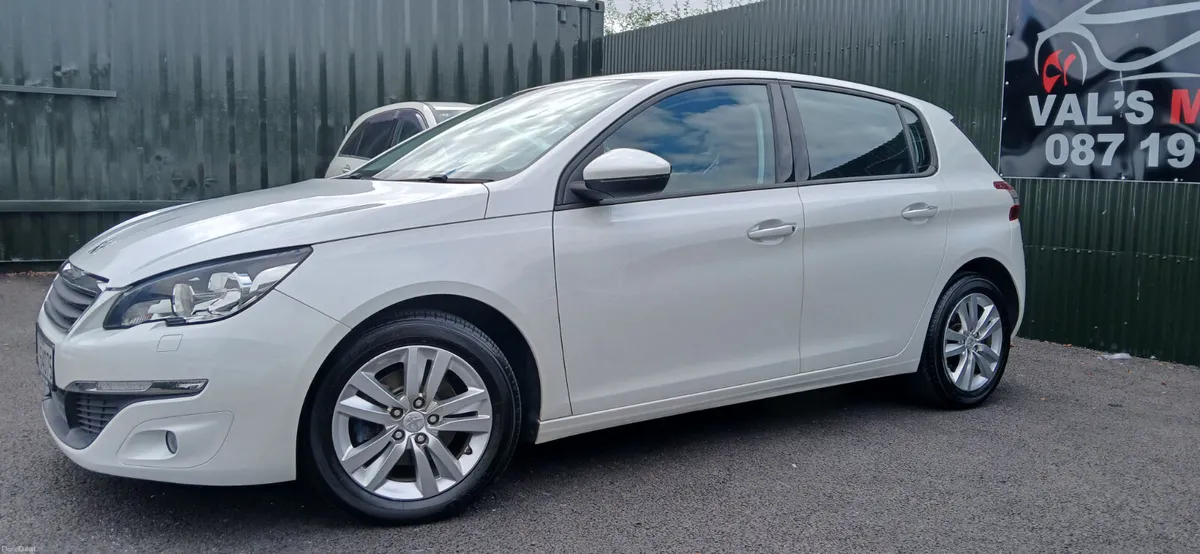 Peugeot 308 2015 - Image 6