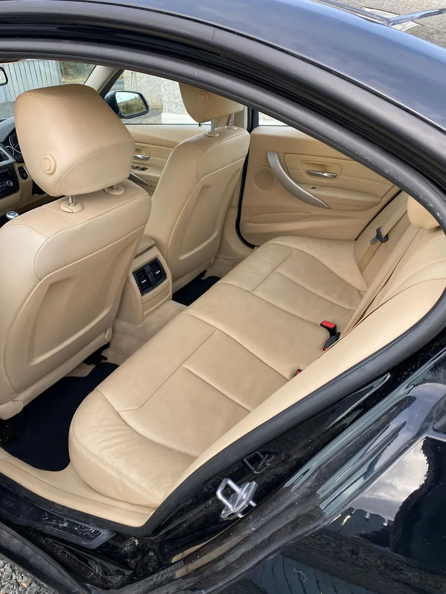 BMW 3-Series 2014 - Image 3