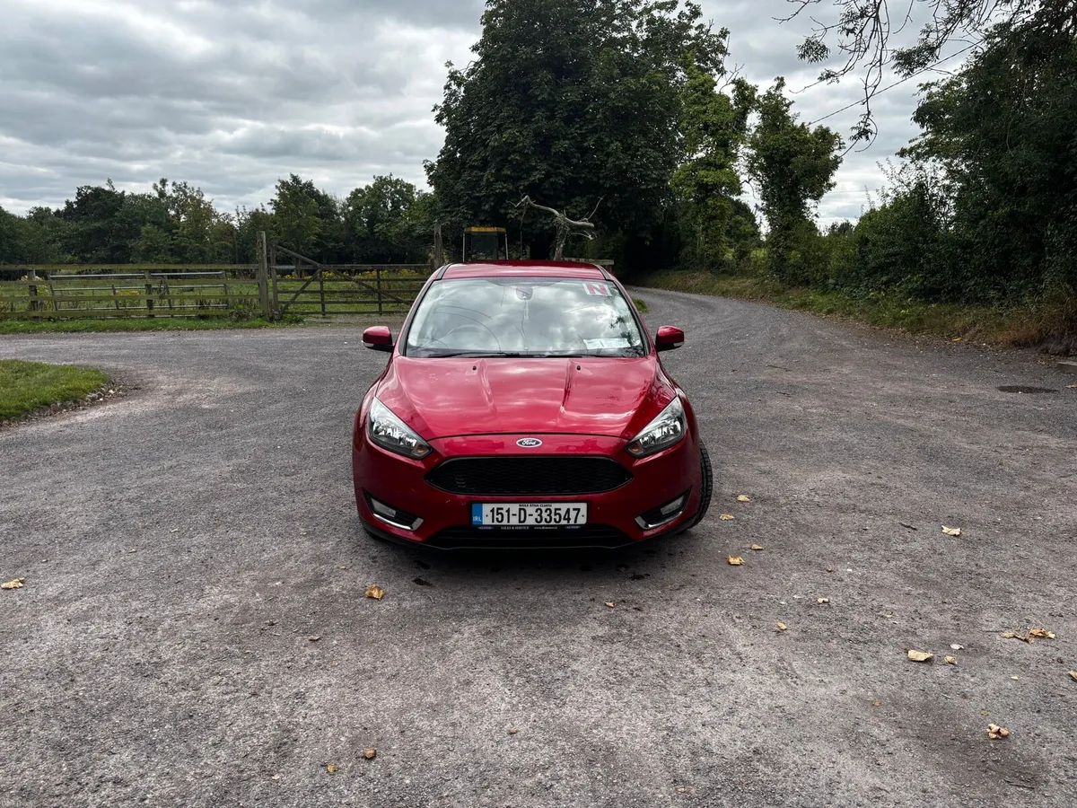 Ford Focus 2015 **HIGH SPEC** - Image 2