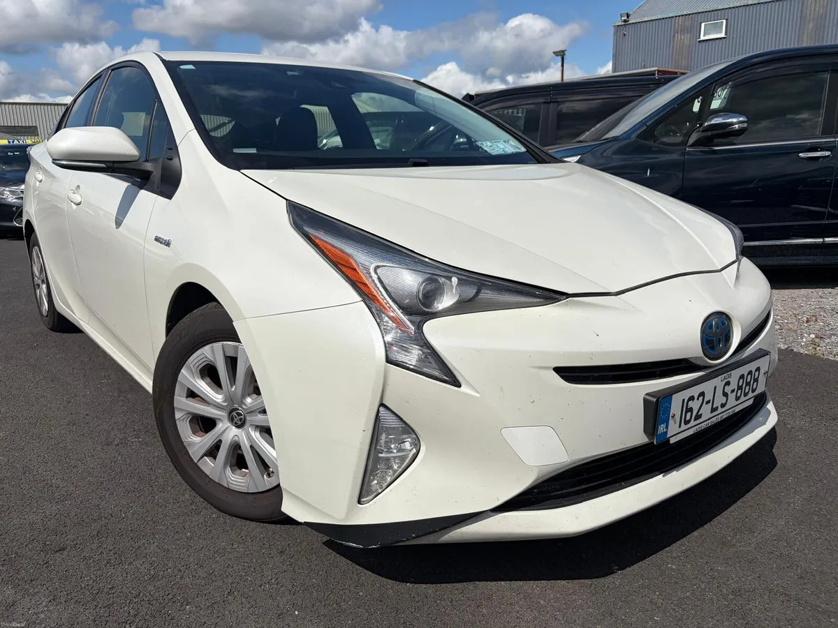2016 Toyota Prius 1.8 HYBRID AUTOMATIC - Image 1