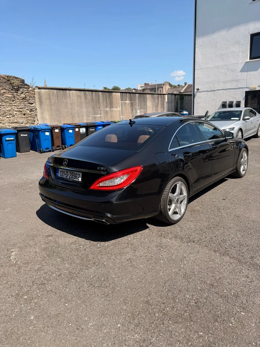 Mercedes Benz 250 BE SPORT CLS diesel - Image 4
