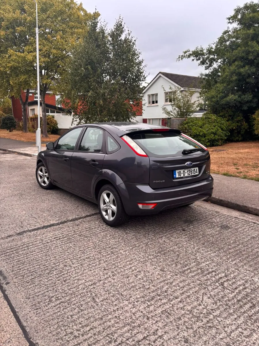 Ford Focus 2010 - Image 5