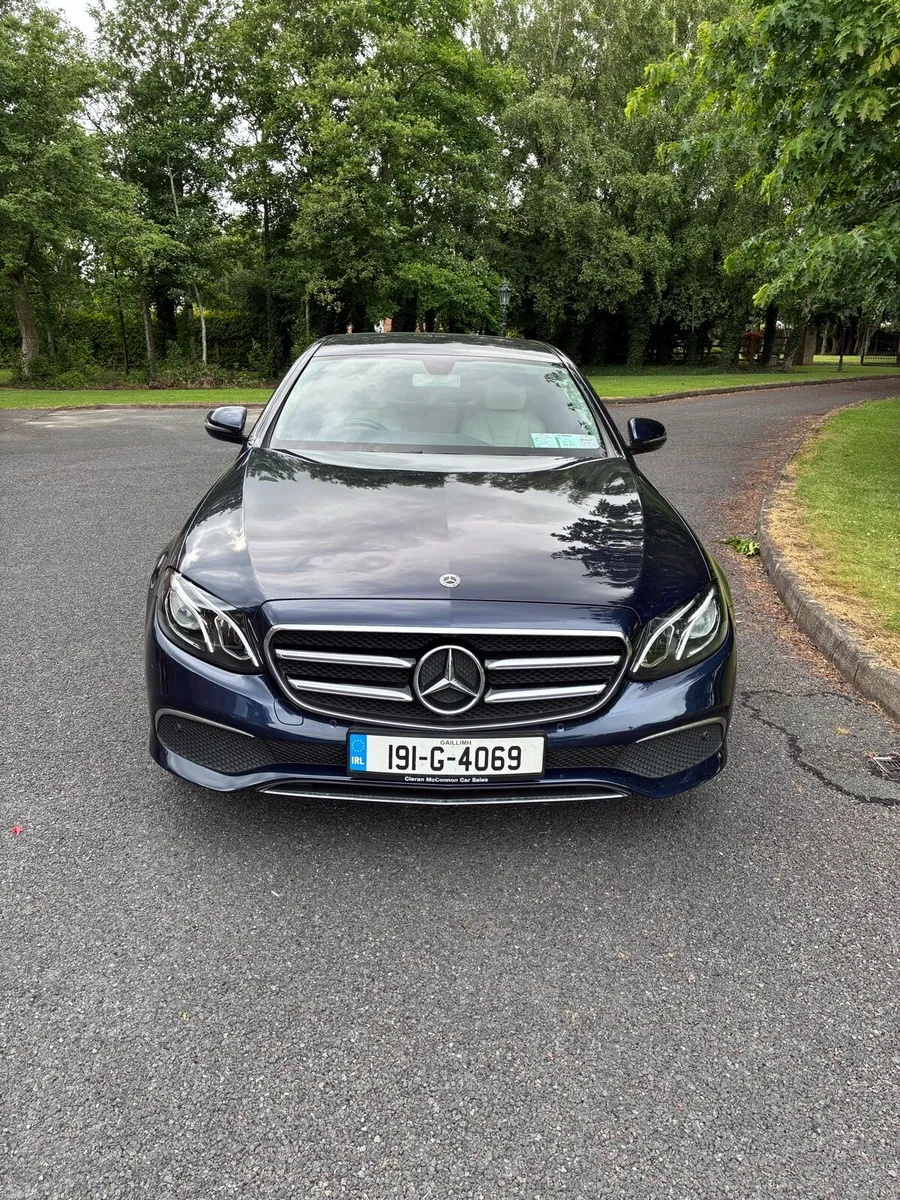 Mercedes-Benz E220d AVANTGARDE 2019 - Image 1
