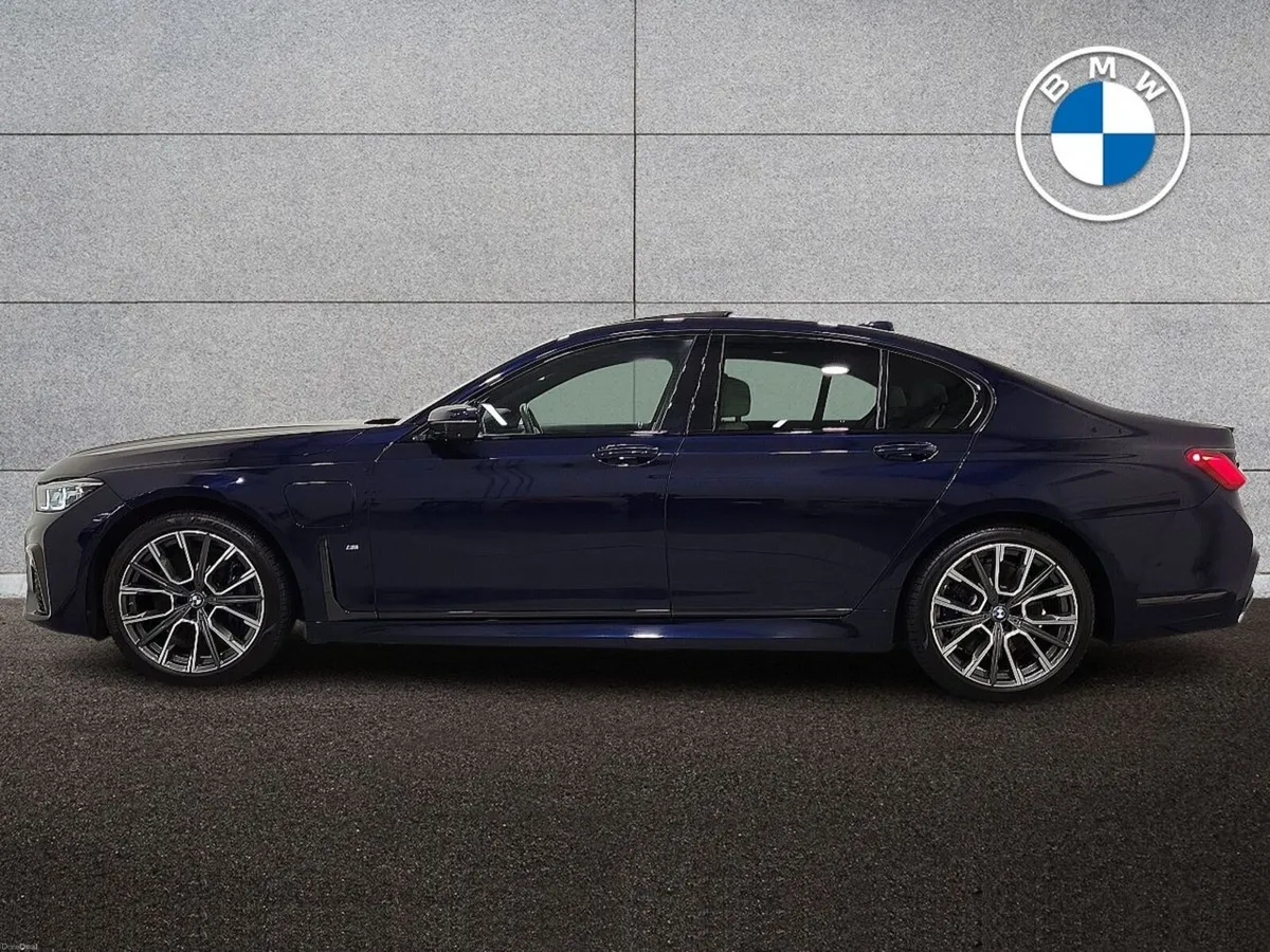 BMW 7-Series 745e M Sport Saloon - Image 3