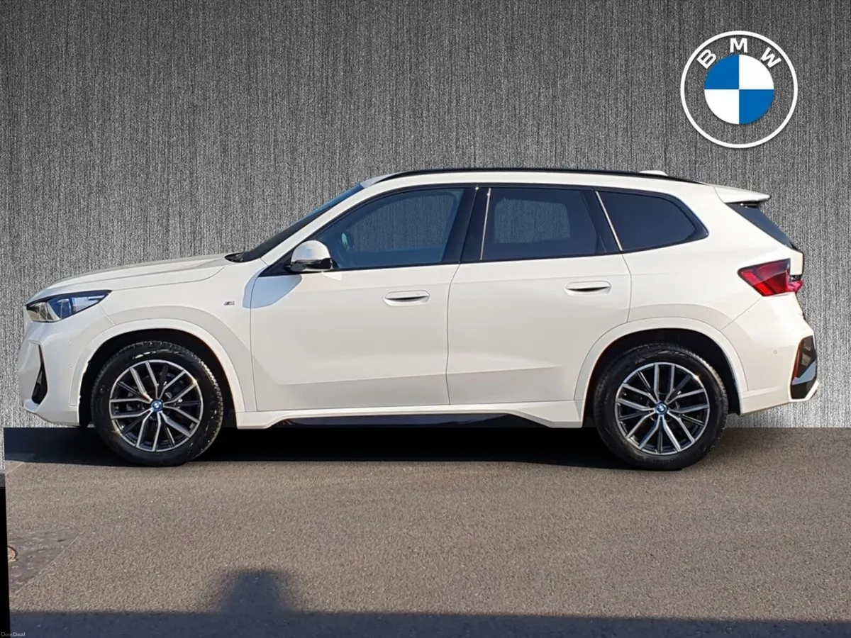 BMW iX1 eDrive20 M Sport - Image 3