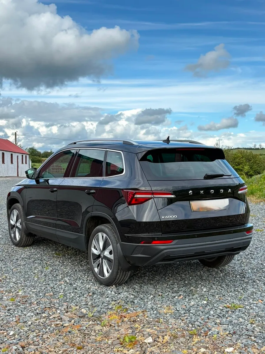 2023 Skoda Karoq 1.0 tsi sel edition - Image 3