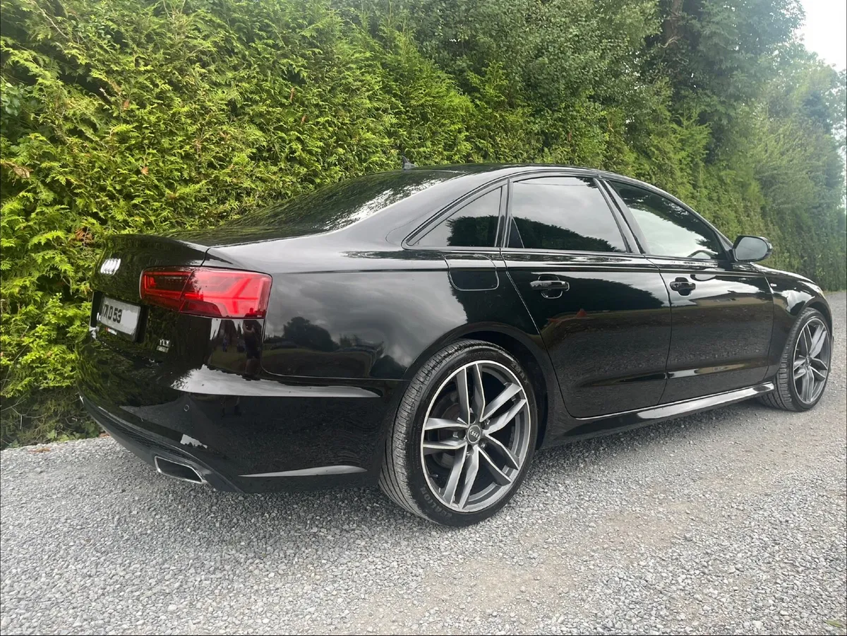 AUDI A6 S-LINE GENUINE BLACK EDITION - Image 5