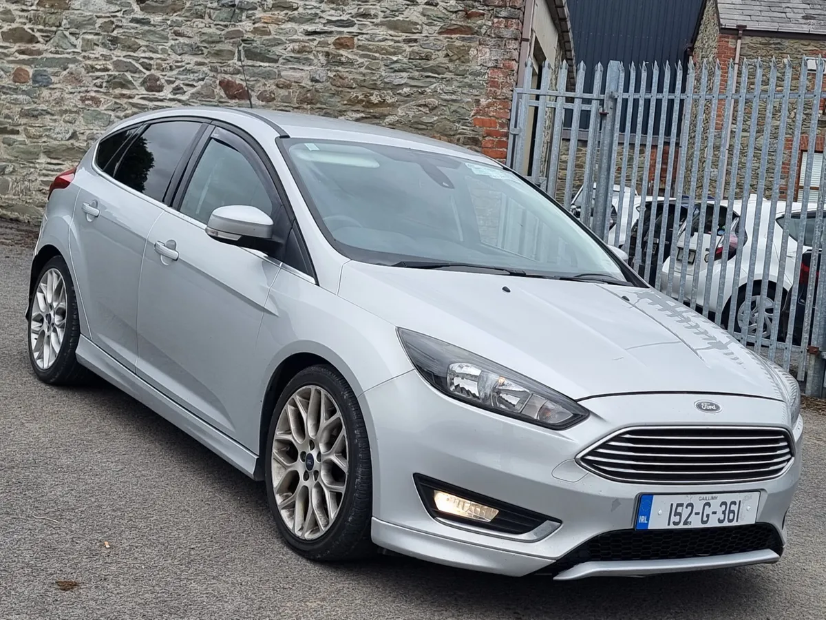 €3650 Ford Focus 2015 automatic nct&tax €3650 - Image 1