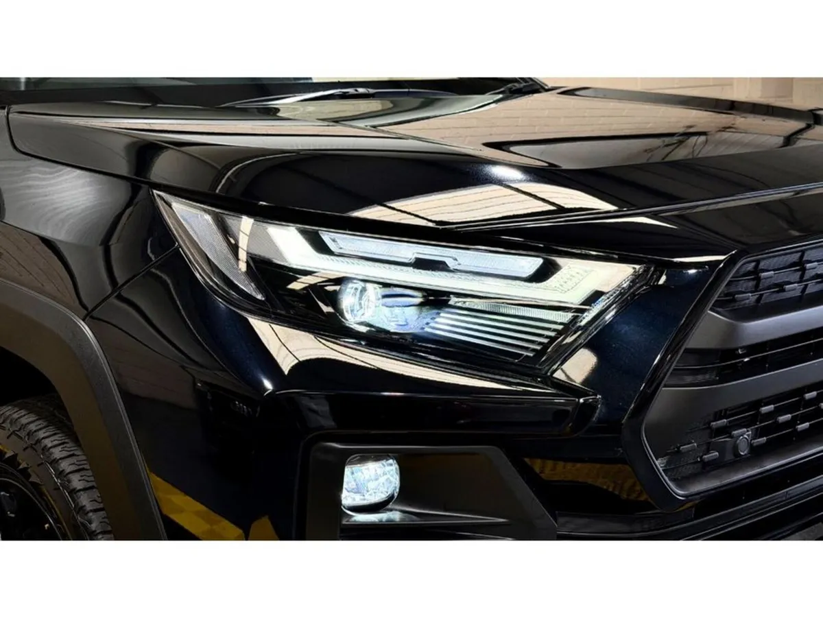 Toyota RAV4 4WD HYBRID ADVENTURE OFFROAD PACK - Image 5