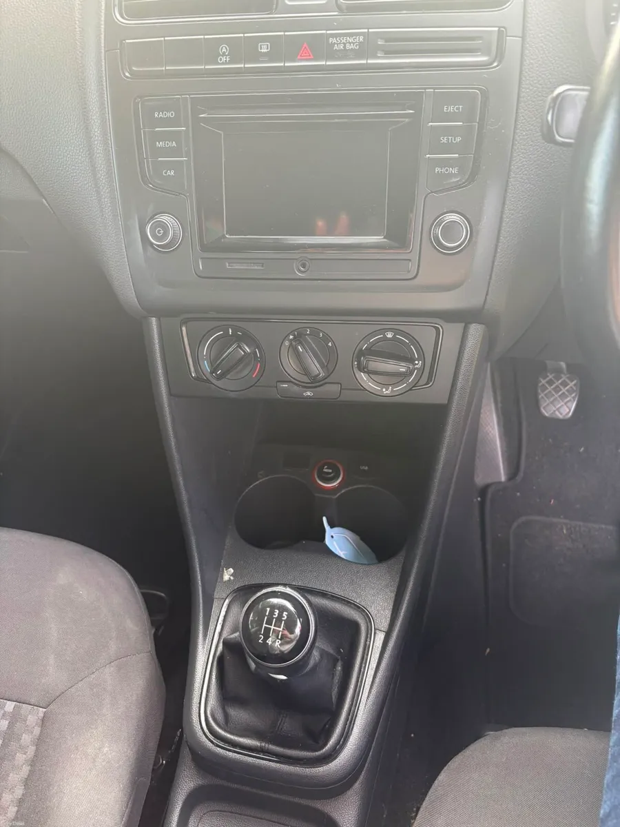 Volkswagen Polo - Image 4
