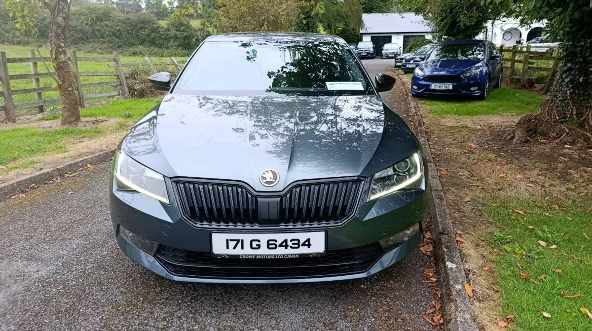 2017 Skoda Superb Sportline Automatic - Image 2