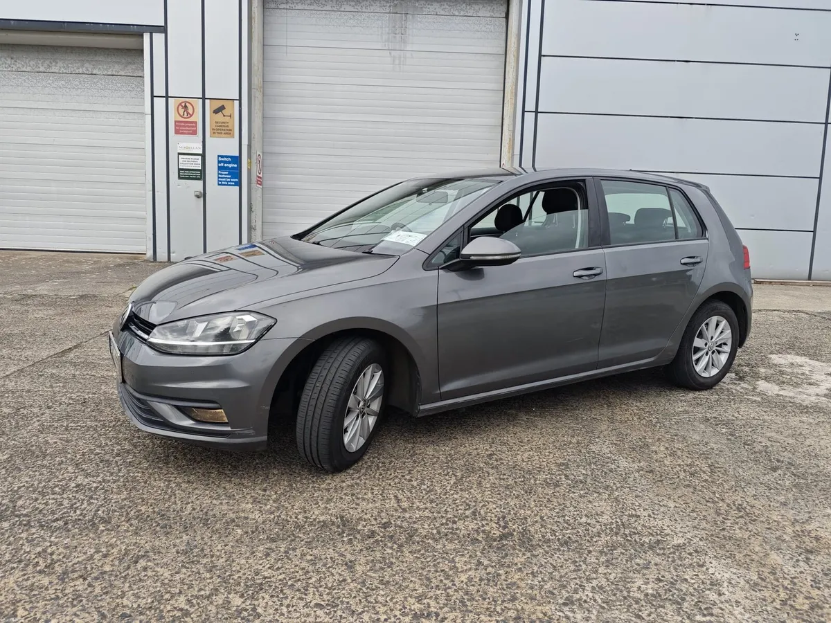 For Sale VW Golf in very good condition - Image 2