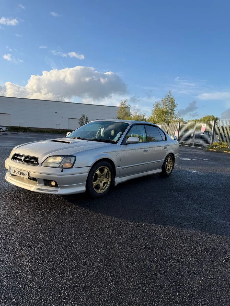 Subaru legacy b4 - Image 2