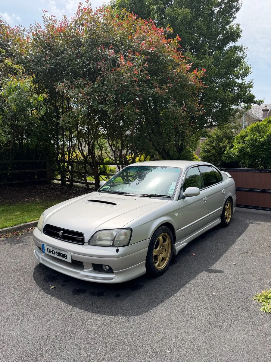Subaru legacy b4 - Image 1