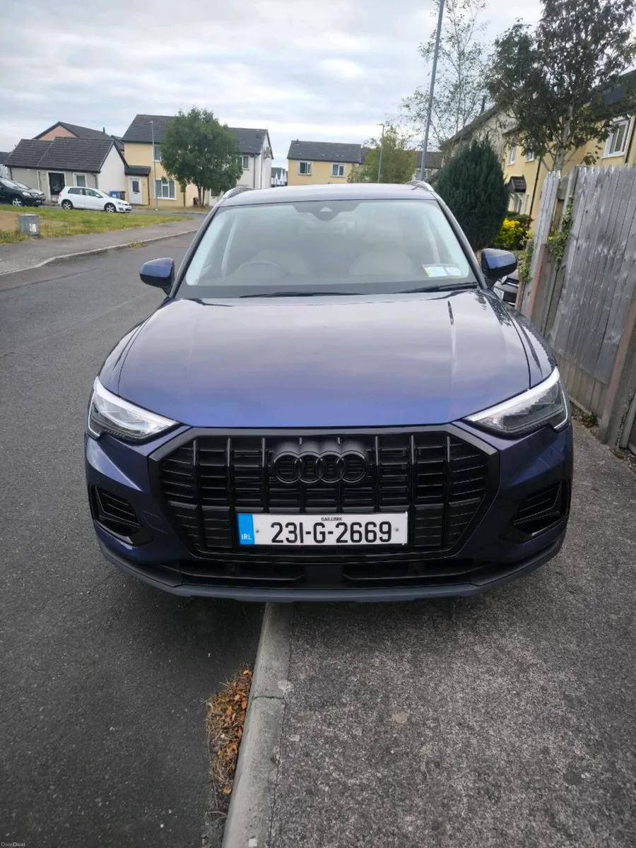 Audi Q3 - Image 3