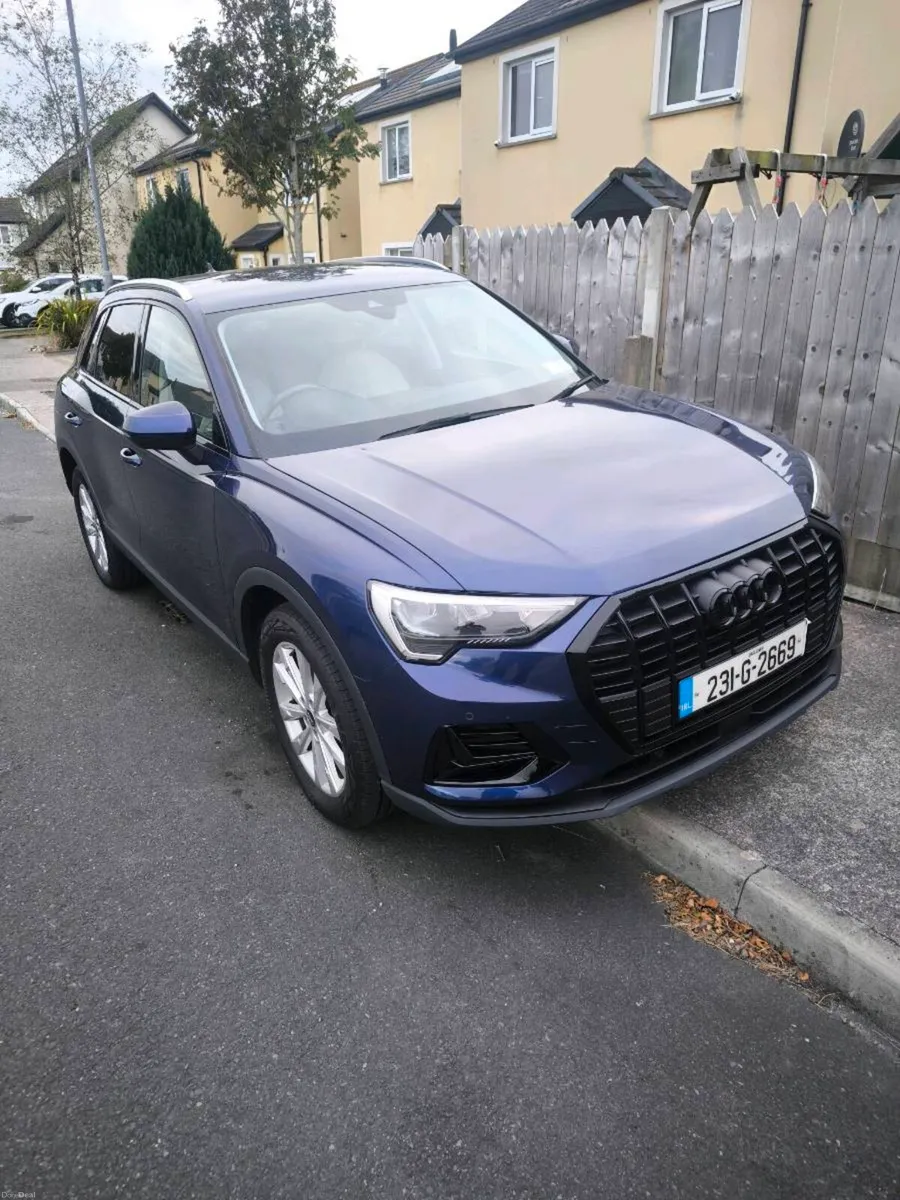 Audi Q3 - Image 1