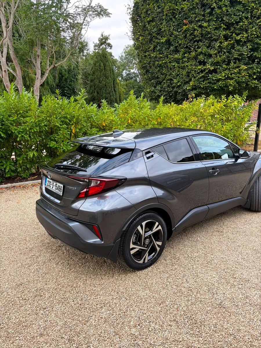 2023 Toyota C-HR 1.8 Hybrid Sport - Image 6