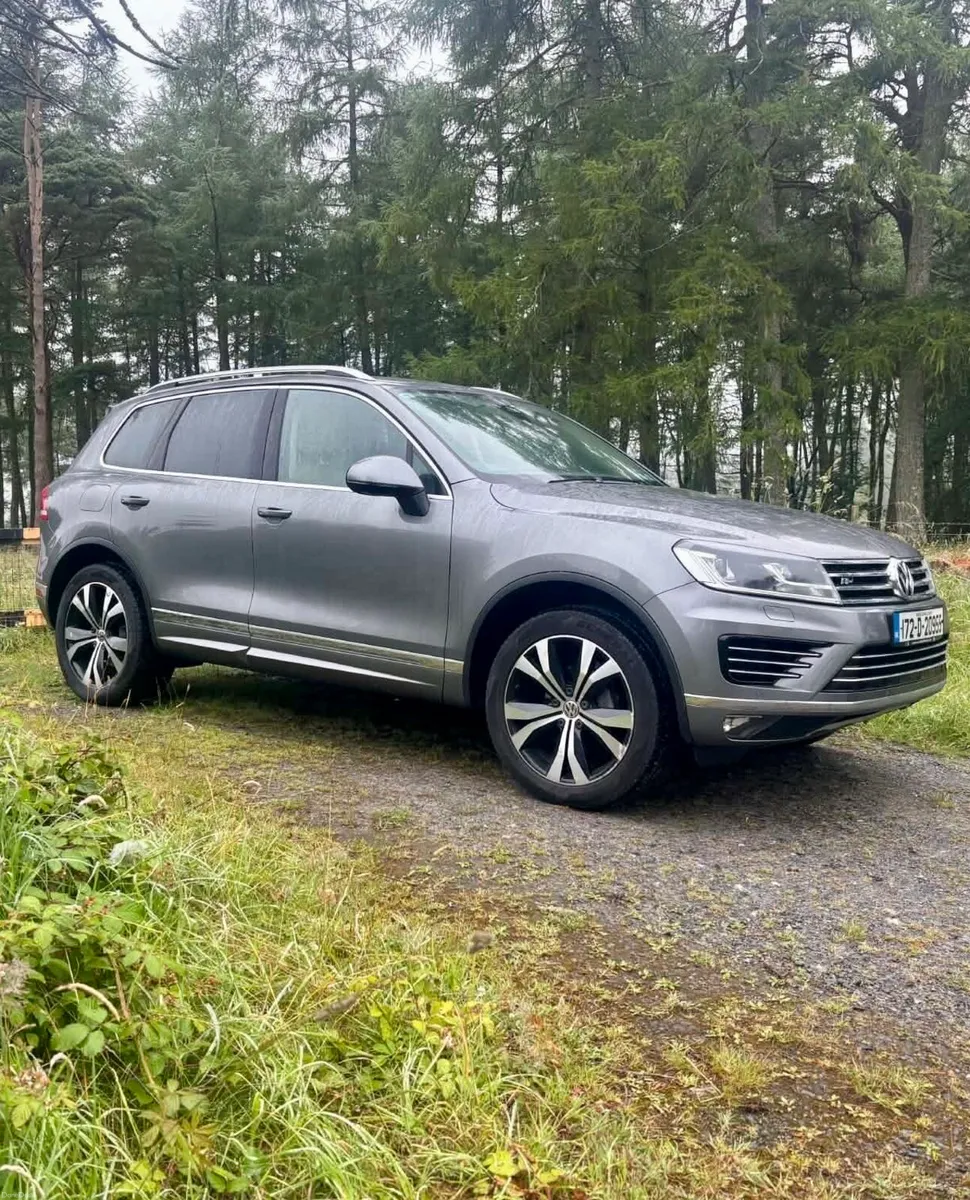 Volkswagen Touareg - N1 Class - Image 1