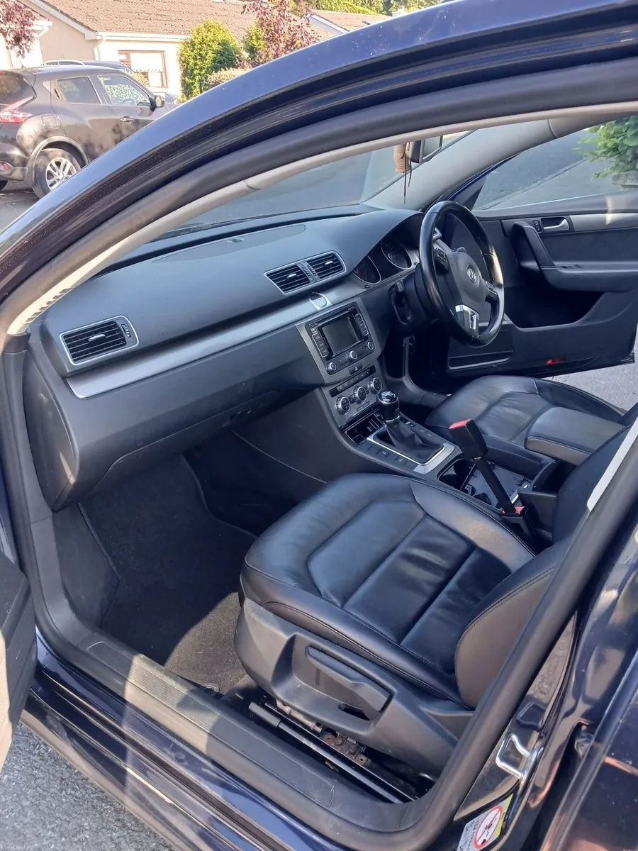 Volkswagen Passat 2014 - Image 3