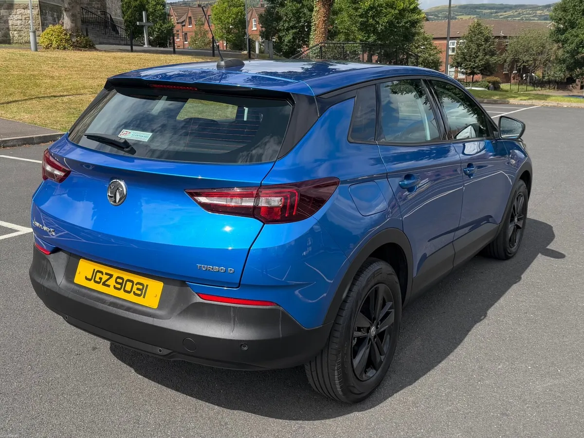 Vauxhall Grandland X 2018 - Image 3