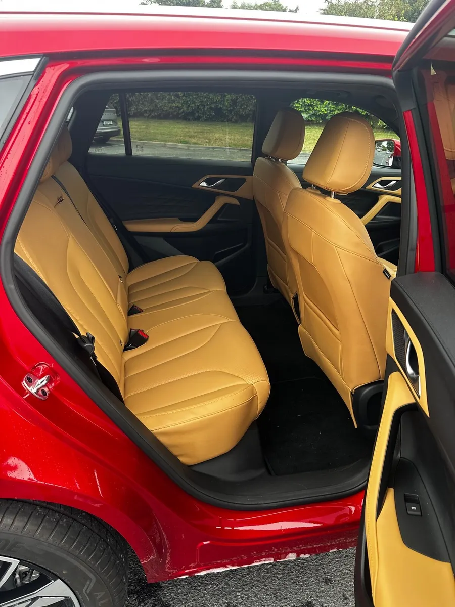 MG HS 2025 - Image 6