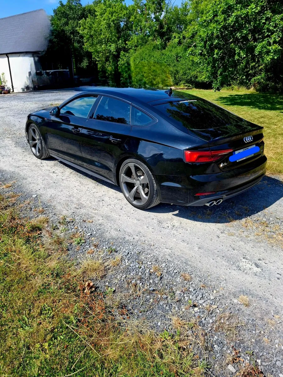 Audi A5 S-Line Hatchback 190BHP 2017 - Image 4