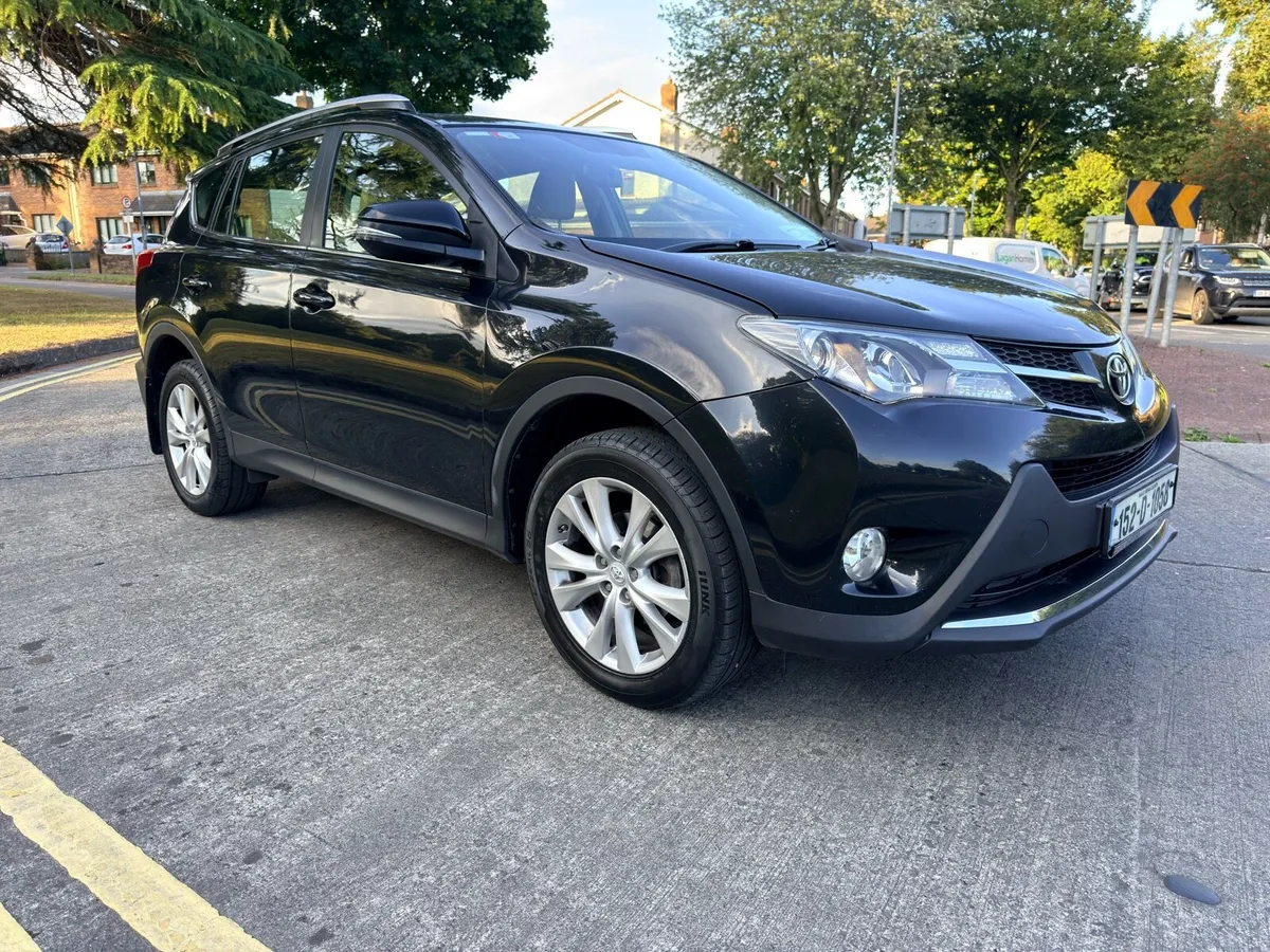 Toyota RAV4 2.0 D-4D 4WD SOL - Image 1