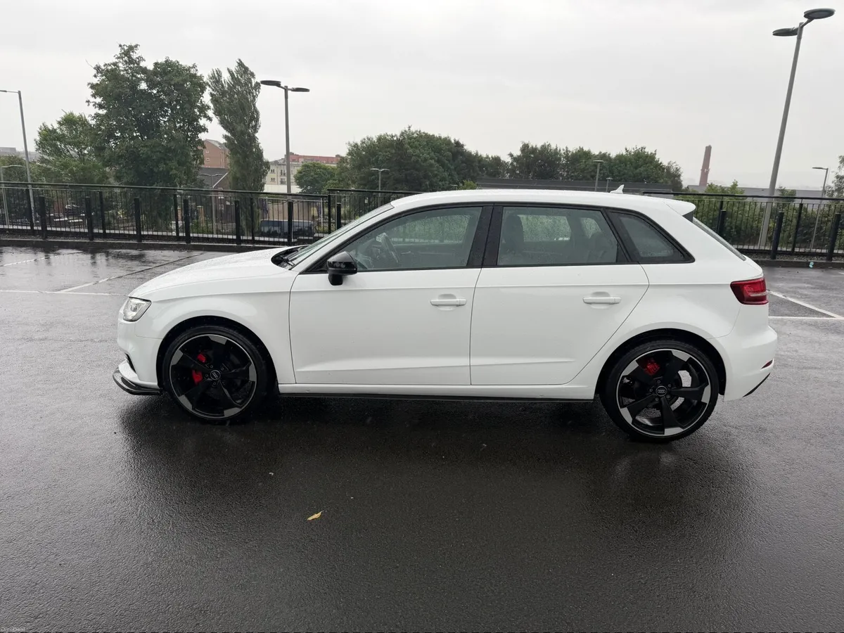 Audi A3 2017 - Image 5