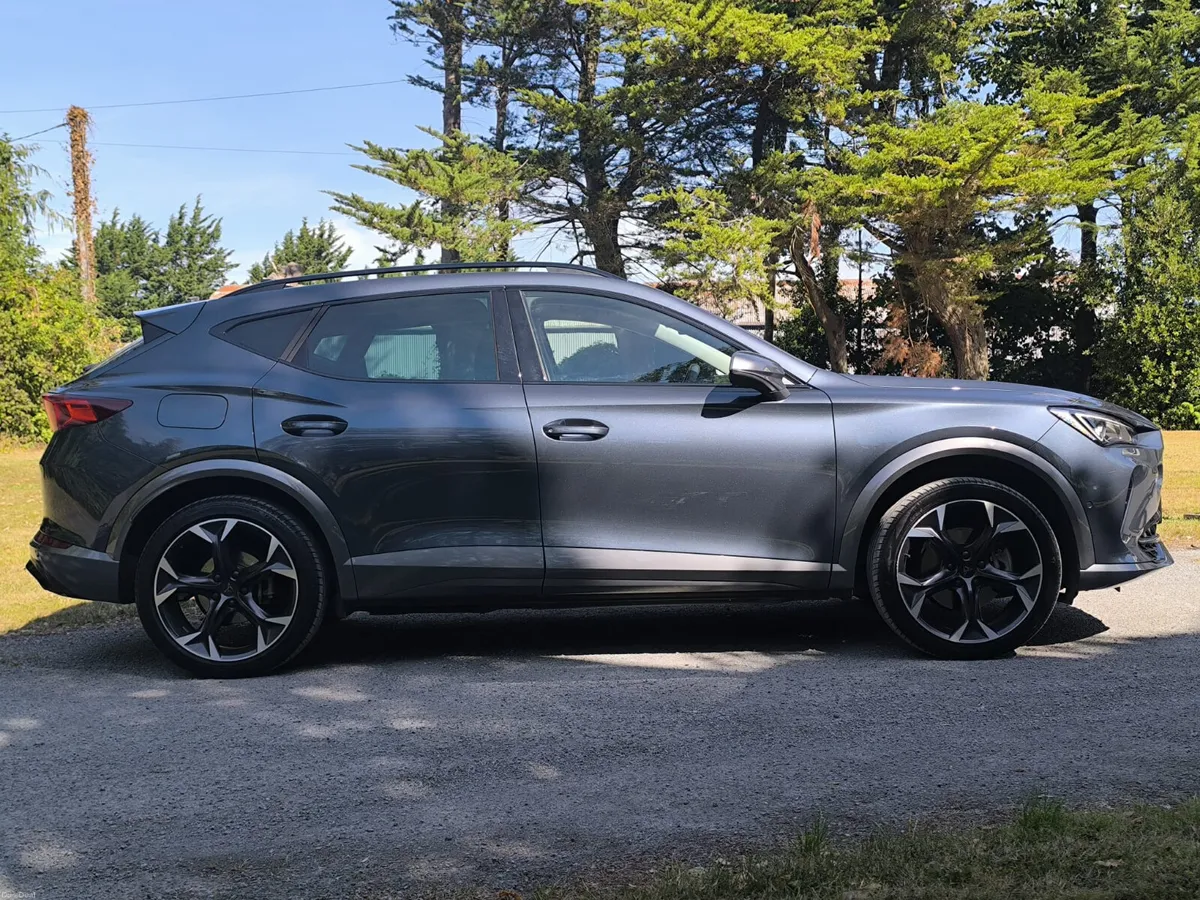 232 Cupra Formentor 1.4 E-Hybrid 204 hp DSG - Image 5